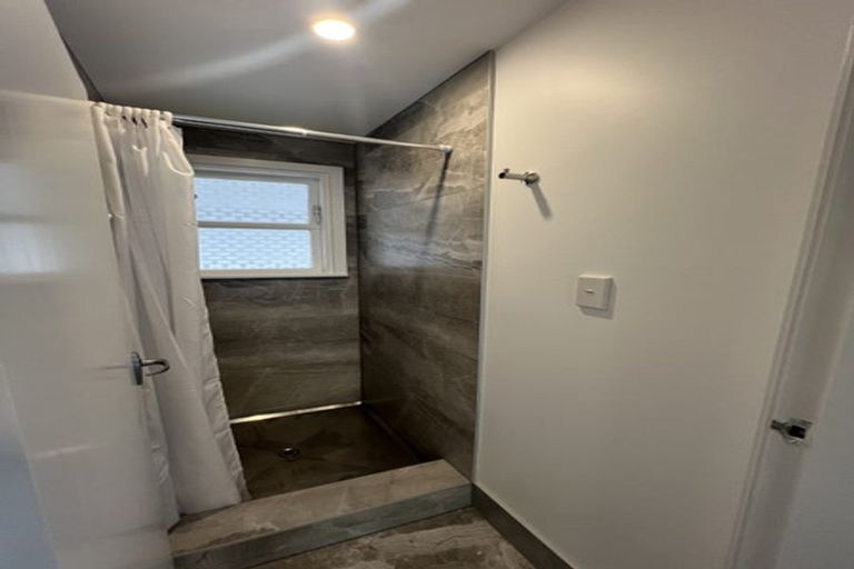 Photo of property in 10 Montana Road, Totara Park, Upper Hutt, 5018