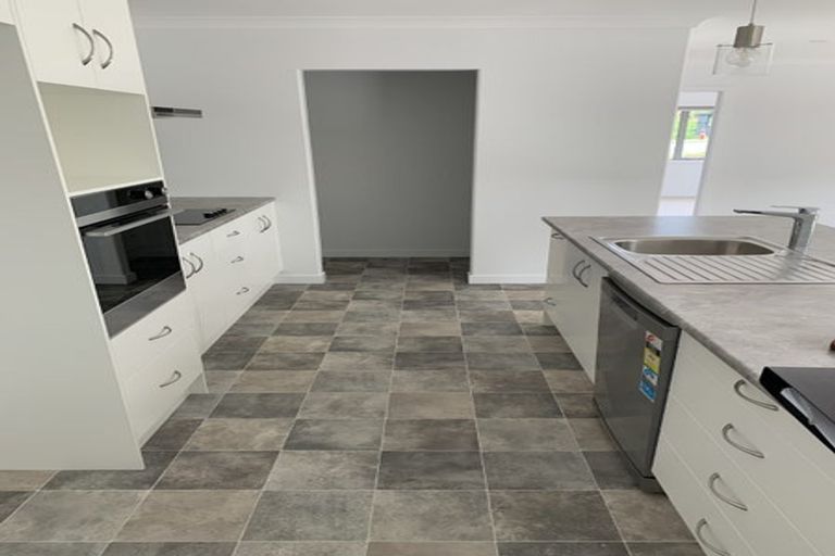 Photo of property in 9 Royal St Annes Drive, Te Kamo, Whangarei, 0112