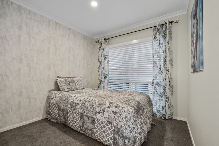 Photo of property in 20 Bayvista Close, Welcome Bay, Tauranga, 3112