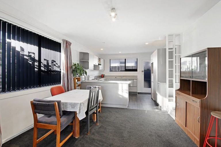 Photo of property in 48 Abberley Crescent, St Albans, Christchurch, 8014