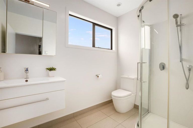 Photo of property in 120 Navigation Drive, Whitby, Porirua, 5024