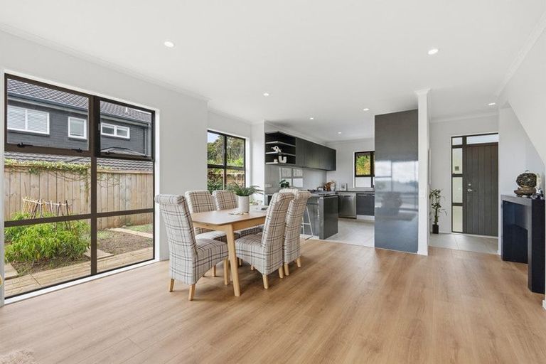 Photo of property in 30 Mackay Drive, Greenhithe, Auckland, 0632