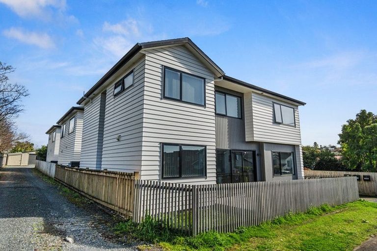 Photo of property in 80a Moire Road, Massey, Auckland, 0614