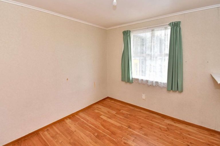 Photo of property in 81 Friedlanders Road, Manurewa, Auckland, 2102