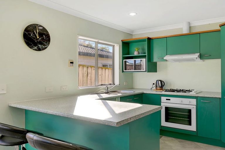 Photo of property in 16 Pohutukawa Grove, Titahi Bay, Porirua, 5022