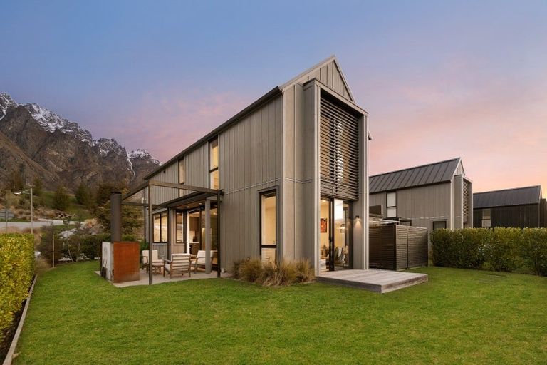 Photo of property in 6 Mckenzies Shute, Jacks Point, Queenstown, 9371