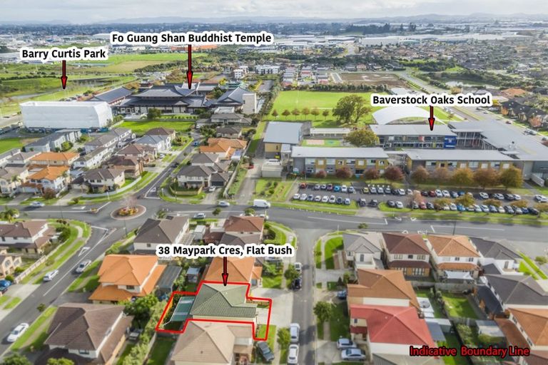 Photo of property in 38 Maypark Crescent, Flat Bush, Auckland, 2016