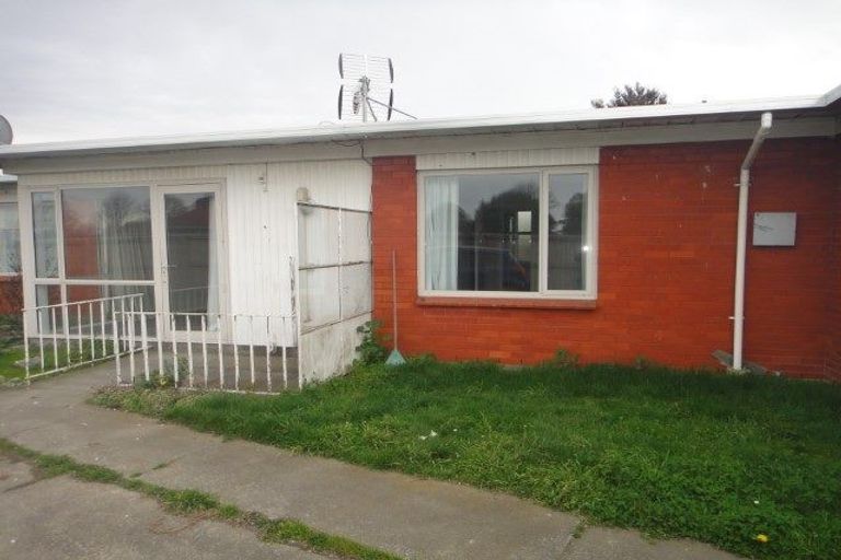 Photo of property in 2/85 Suva Street, Upper Riccarton, Christchurch, 8041
