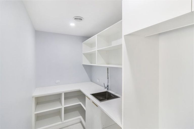 Photo of property in 15 Fountain Place, Rolleston, 7614