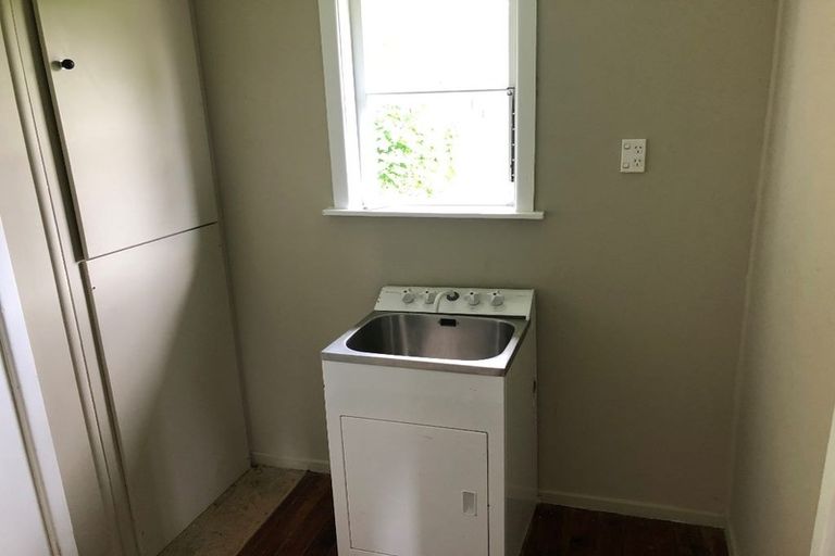 Photo of property in 11 Pukemiro Road, Te Kamo, Whangarei, 0112