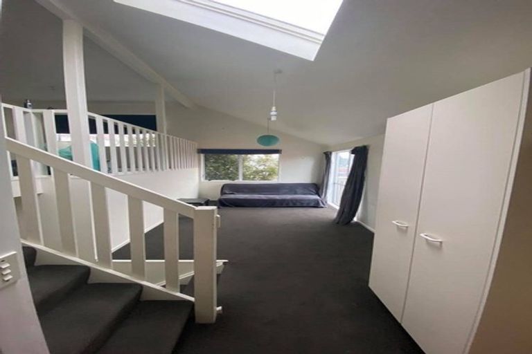 Photo of property in 22b Hall Street, Newtown, Wellington, 6021