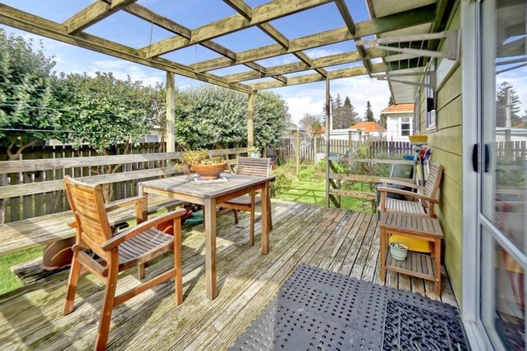 Photo of property in 1b Seddon Street, Te Puke, 3119