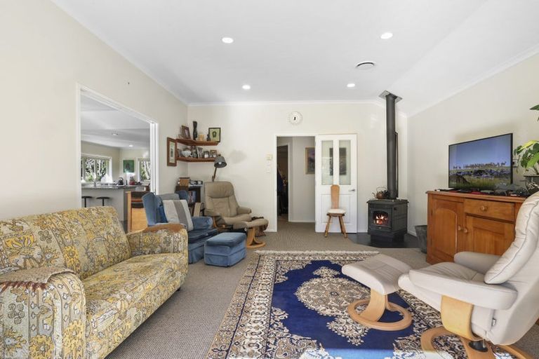 Photo of property in 200 Cowling Road, Hurdon, New Plymouth, 4371