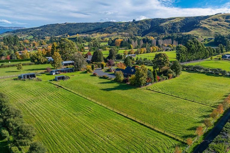 Photo of property in 83 Tirohanga Road, North Taieri, Mosgiel, 9092