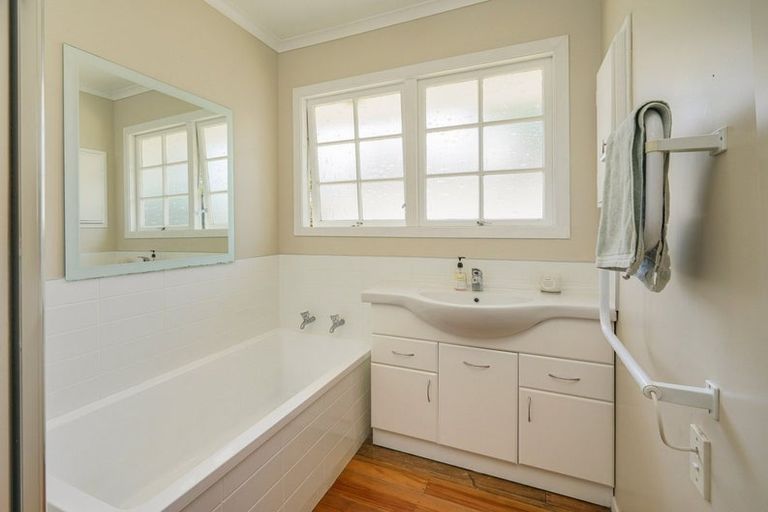 Photo of property in 30 Fergusson Street, Stoke, Nelson, 7011