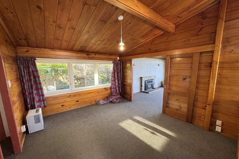 Photo of property in 9 Versailles Street, Karori, Wellington, 6012