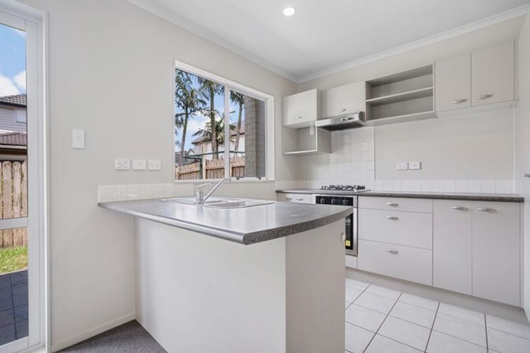 Photo of property in 13 Marengo Parkway, Takanini, 2112