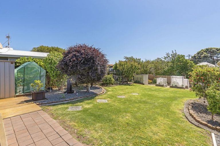 Photo of property in 18 Teoti Street, Paraparaumu Beach, Paraparaumu, 5032