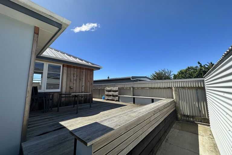 Photo of property in 571a Queen Street East, Levin, 5510