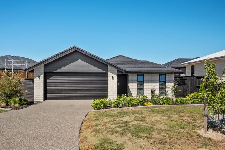 Photo of property in 4 Mary Place, Pyes Pa, Tauranga, 3112