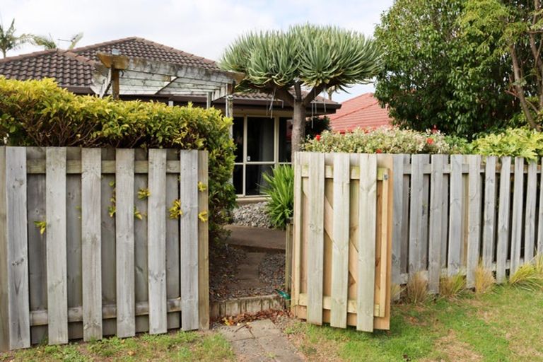 Photo of property in 14b Rosberg Place, Mount Maunganui, 3116