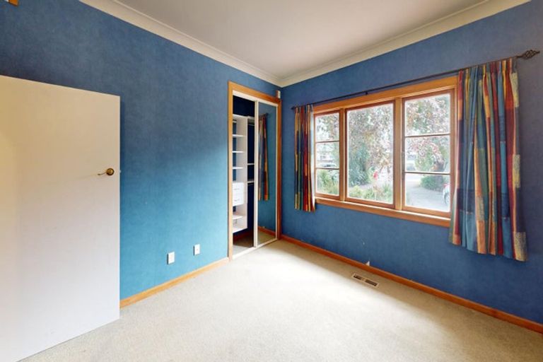 Photo of property in 19 Jensen Street, Hokowhitu, Palmerston North, 4410