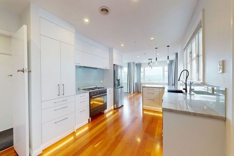 Photo of property in 87 Farnham Street, Mornington, Wellington, 6021