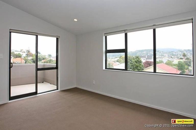 Photo of property in 32 Ira Street, Miramar, Wellington, 6022