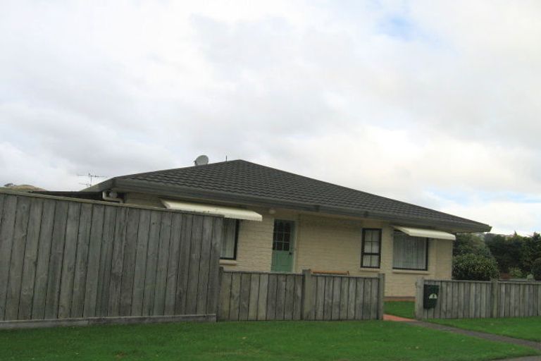 Photo of property in 2 Nathan Street, Tawa, Wellington, 5028