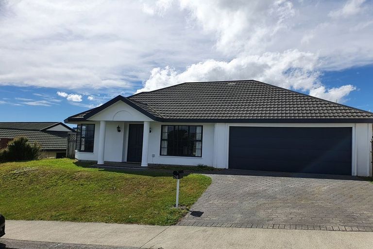 Photo of property in 26 Kentwood Drive, Woodridge, Wellington, 6037