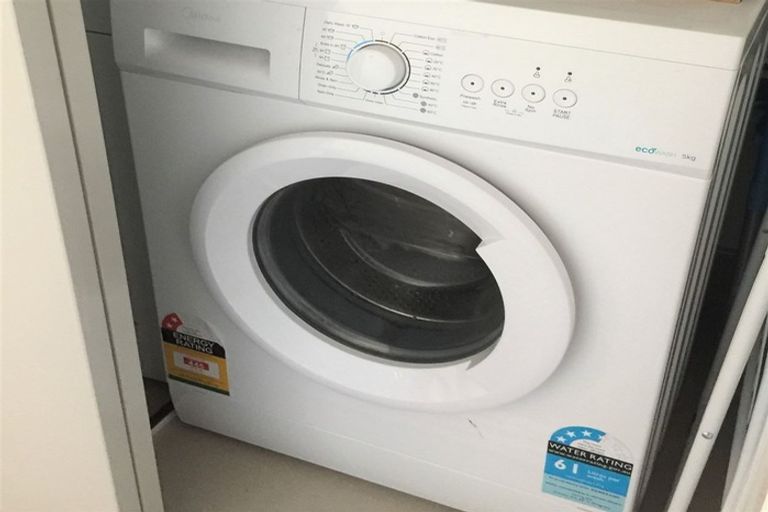 Photo of property in 66 Rangihina Road, Hobsonville, Auckland, 0616