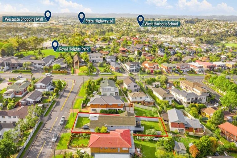 Photo of property in 6 Colwill Road, Massey, Auckland, 0614