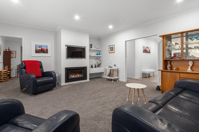 Photo of property in 9 Damien Place, Ohauiti, Tauranga, 3112