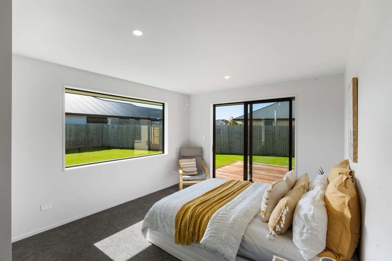 Photo of property in 52 Burnham School Road, Rolleston, 7614