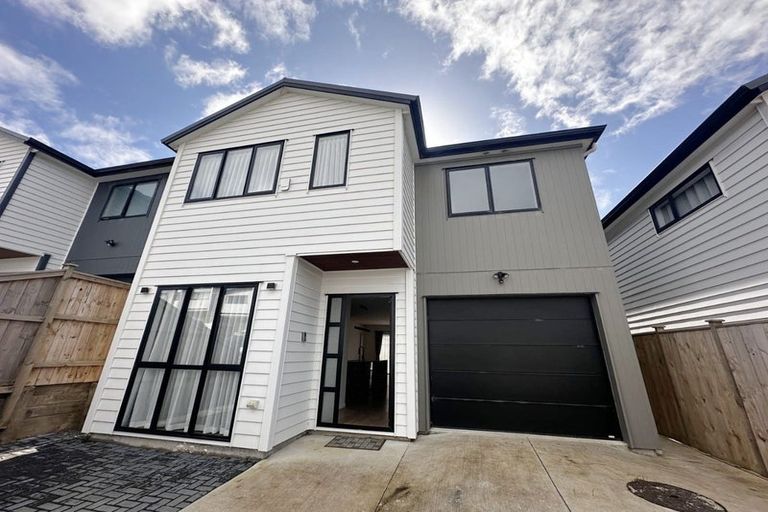Photo of property in 6 Frontier Lane, Flat Bush, Auckland, 2019