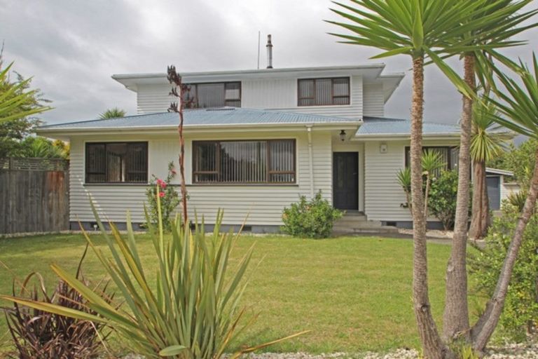 Photo of property in 9 Bennett Place, Onekawa, Napier, 4110