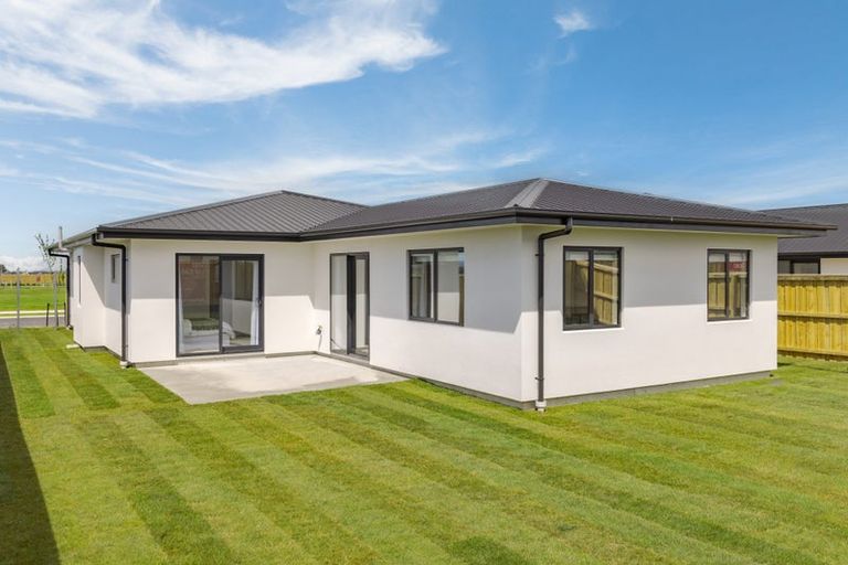 Photo of property in 10 Harlequin Drive, Rolleston, 7614