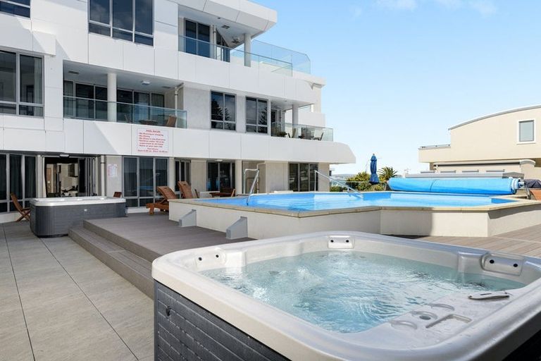 Photo of property in 408/36 Victoria Road, Mount Maunganui, 3116