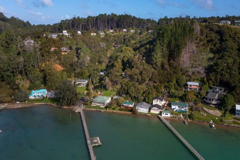 Photo of property in 10 Wilson Avenue, Kawau Island, 0920