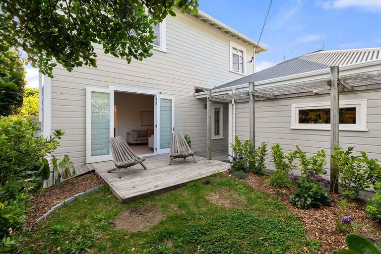 Photo of property in 109 Freyberg Street, Lyall Bay, Wellington, 6022