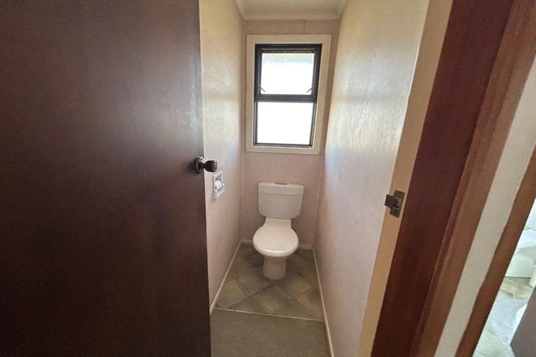 Photo of property in 112 Oceanbeach Road, Mount Maunganui, 3116