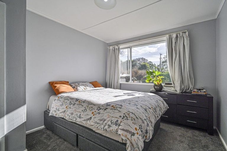 Photo of property in 26 Ferry Road, Clive, 4102