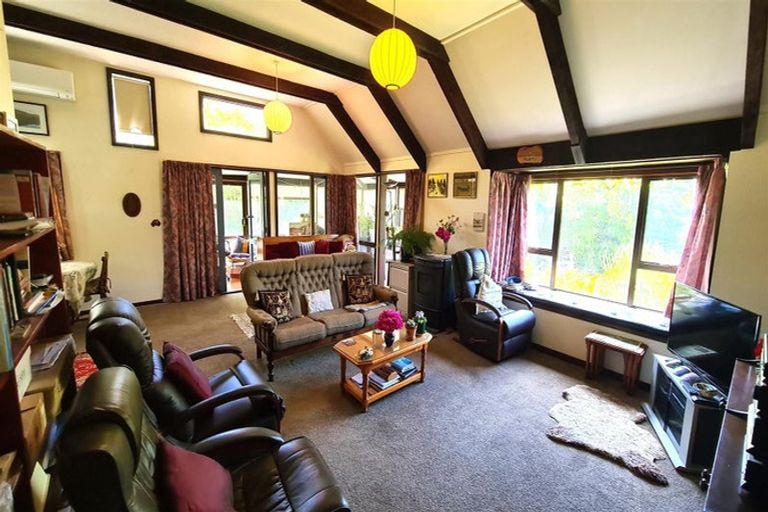 Photo of property in 6 Egmont Place, Bishopdale, Christchurch, 8051