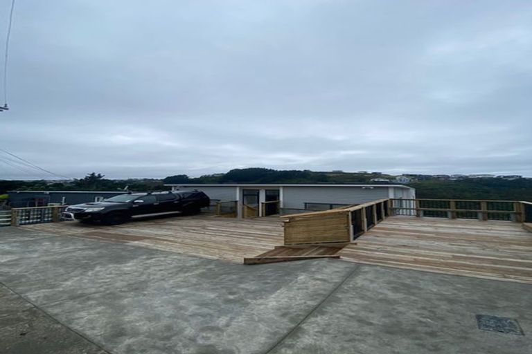 Photo of property in 27b Kitchener Terrace, Johnsonville, Wellington, 6037
