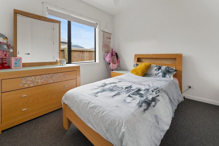 Photo of property in 17 Huntaway Close, Stoke, Nelson, 7011