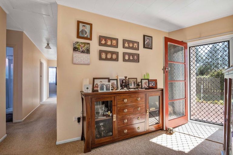 Photo of property in 558 Mangorei Road, Mangorei, New Plymouth, 4371