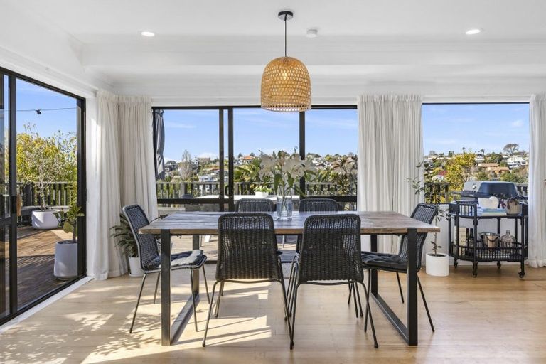 Photo of property in 70 Hinewa Road, Otumoetai, Tauranga, 3110