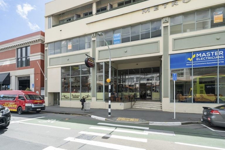 Photo of property in Metro Apartments, 11/220u Thorndon Quay, Pipitea, Wellington, 6011