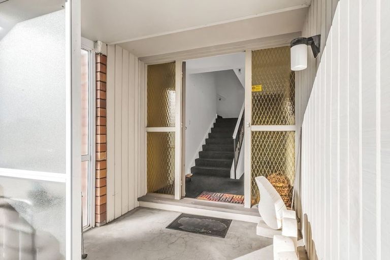 Photo of property in 2/20 Penwood Street, Russley, Christchurch, 8042