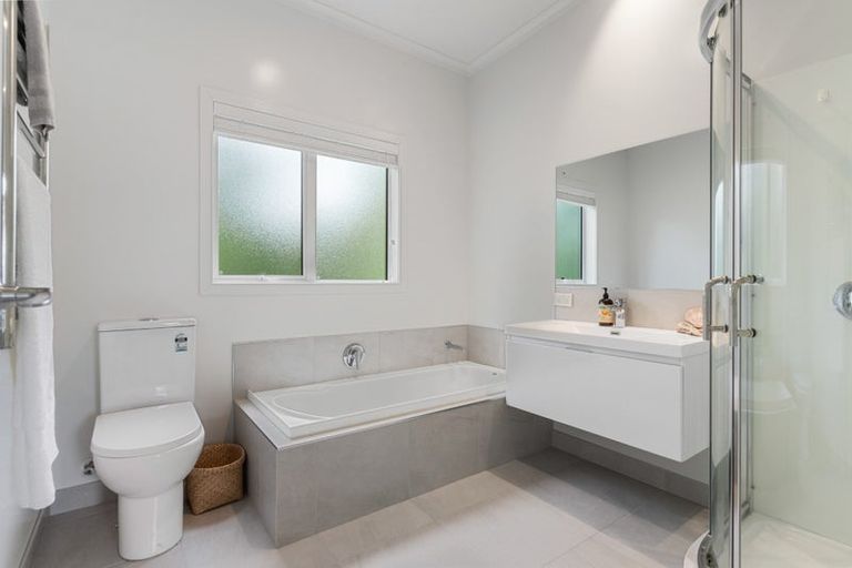 Photo of property in 99 Vista Paku, Pauanui, Hikuai, 3579